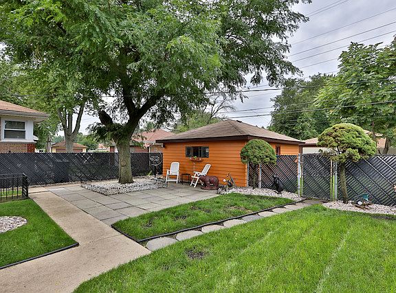 2nd image of 14244 Kimbark Ave