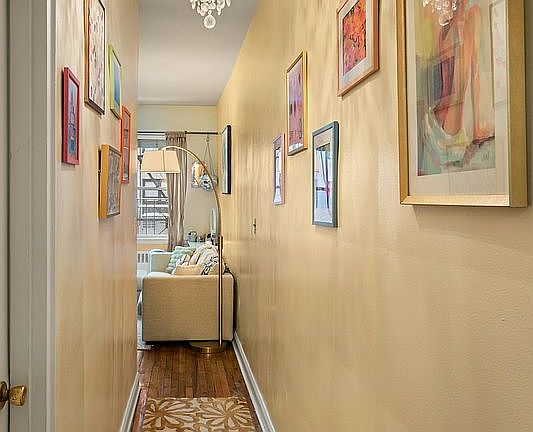 4th image of 321 E 89th St APT 2E
