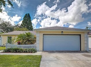 1913 Bow Ct, Valrico, FL 33594