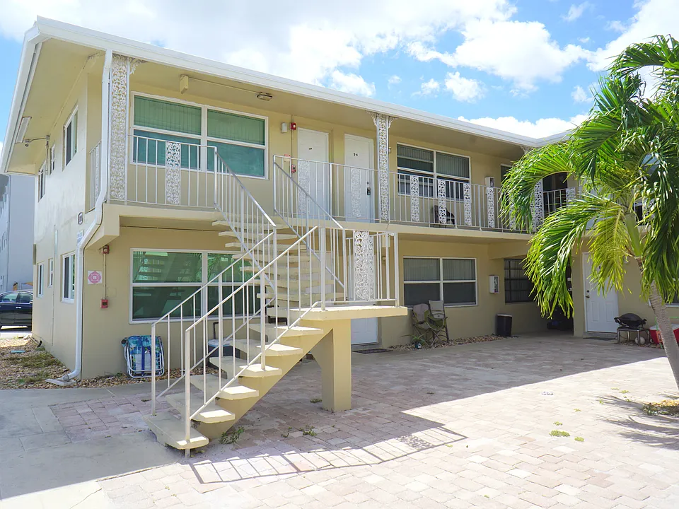 1071 NE 24th Ave #5