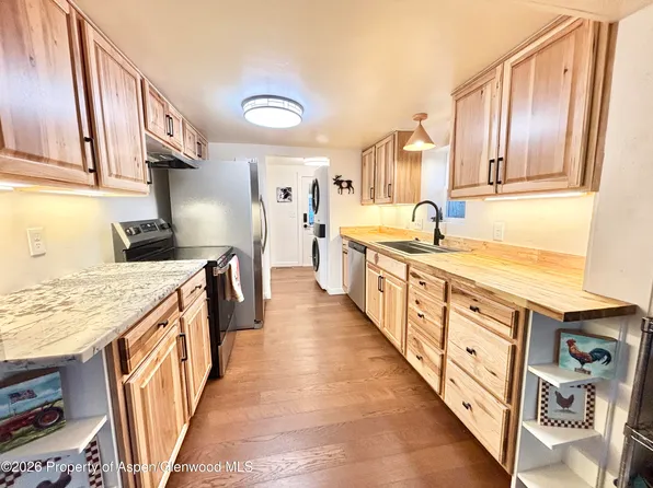 1234 Main St, Meeker, CO 81641