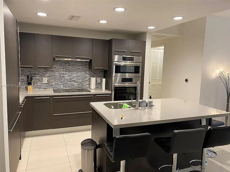 7751 NW 107th Ave #221 — Photo 7