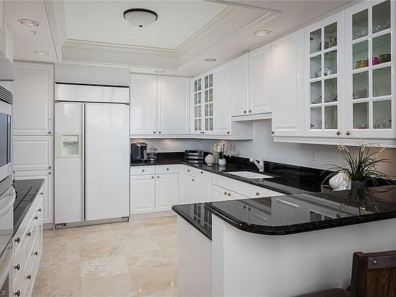 5th image of 8960 Bay Colony Dr APT 302