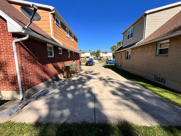 51 N Seine Dr #1 — Photo 31