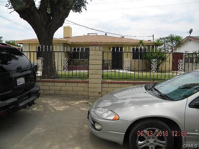 1st image of 1823 Wallace Ct