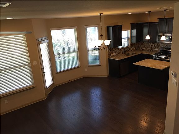 4th image of 10904 Orson Ct