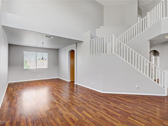 3rd image of 640 Finch Island Ave