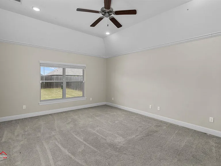 608 Labarre Ln — Photo 10