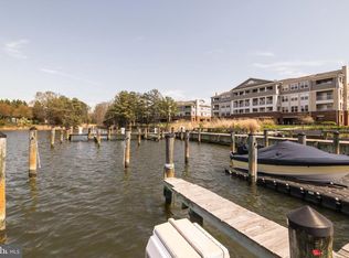 513 Oyster Bay Pl #202, Solomons, MD 20688