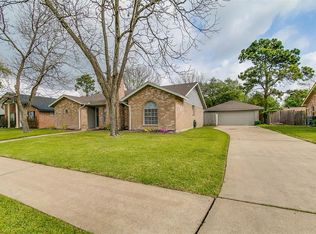 10411 Rocky Hollow Rd, La Porte, TX 77571