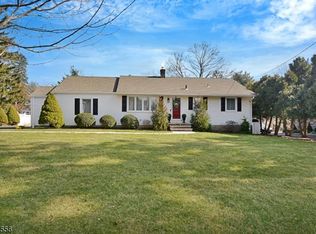 21 Old Army Rd, Bernardsville, NJ 07924