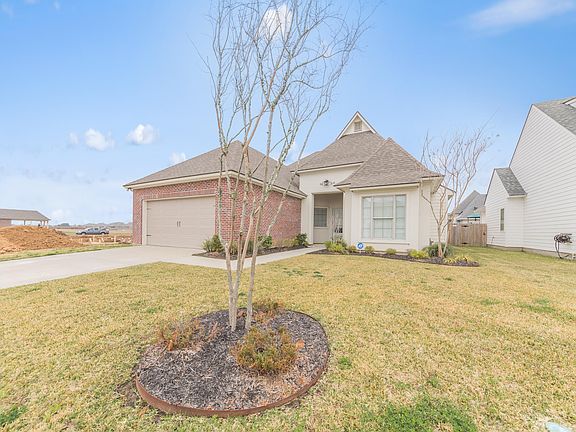 2nd image of 305 Misty Wind Dr