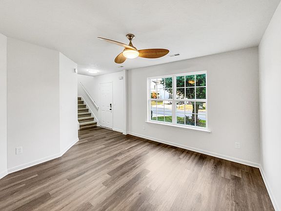 4th image of 1335 E Nir Shreibman Blvd