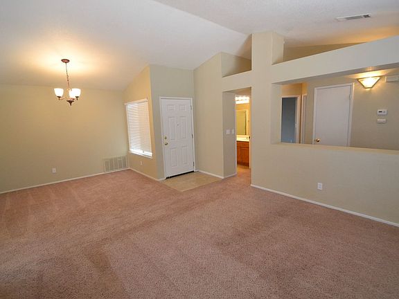 3rd image of 1597 Calistoga Way