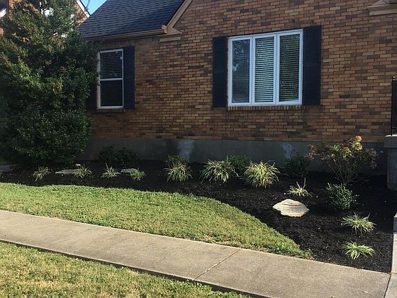 2nd image of 3017 Seneca Blvd