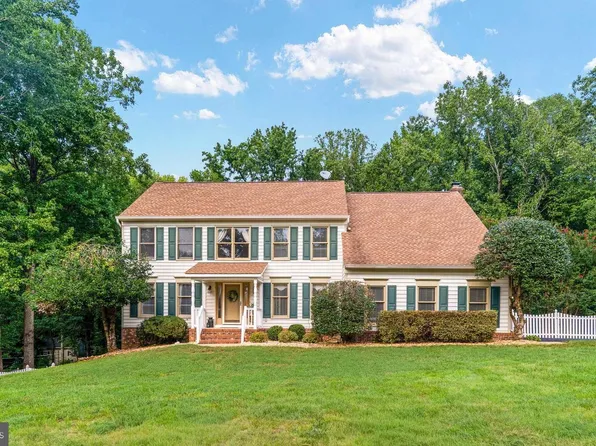 100 Boscobel Rd, Fredericksburg, VA 22405