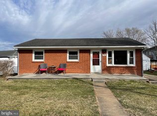 456 W Old Cross Rd, New Market, VA 22844