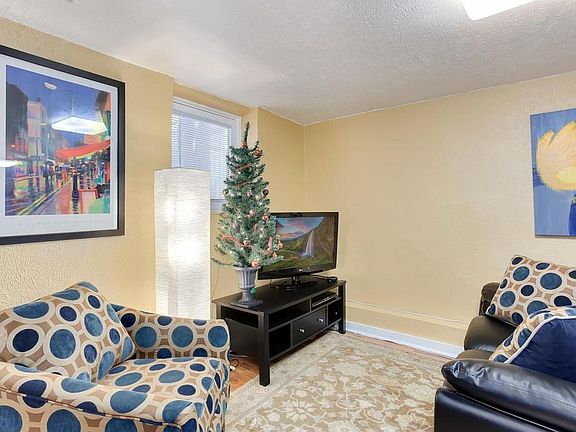 4th image of 1733 E 22nd Ave #3