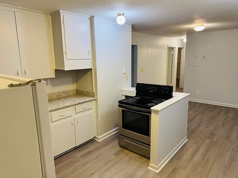 2512 Rockwood Dr — Photo 19