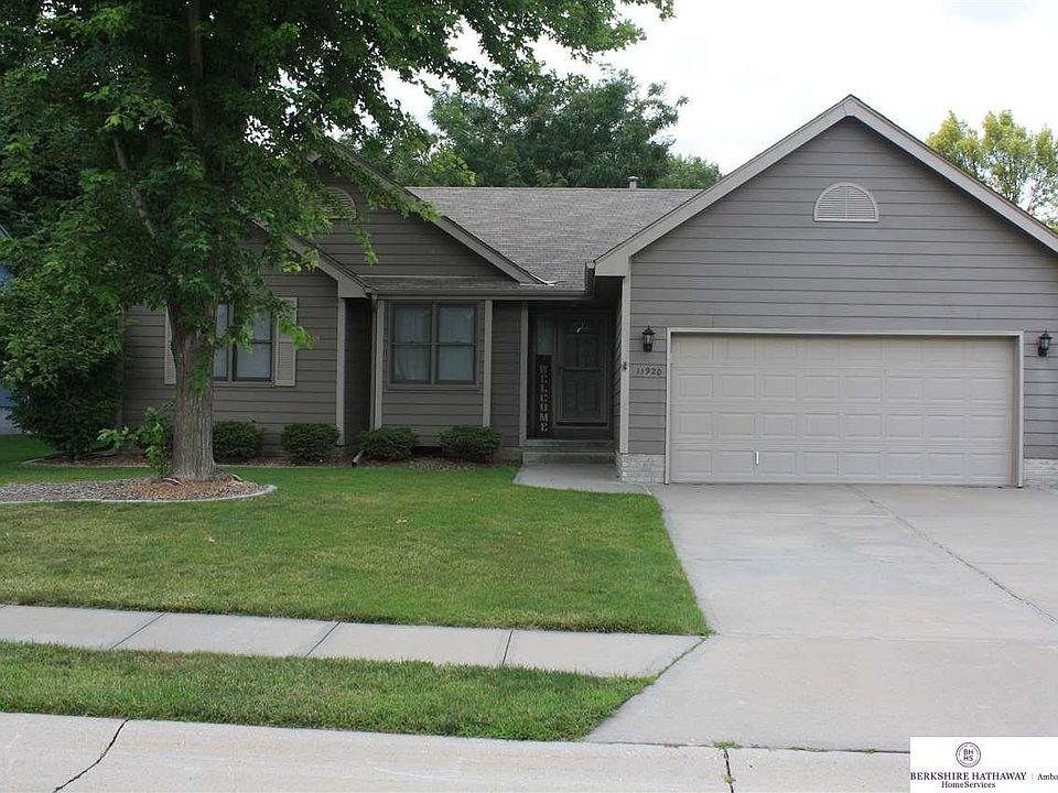 1st image of 11920 S 219th Ave