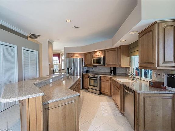 5th image of 12730 Dresden Ct
