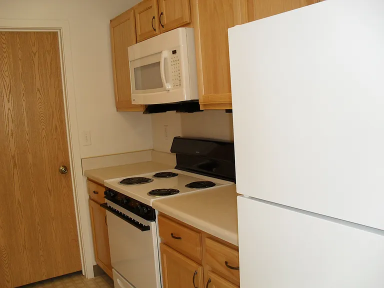 11225 Park Meadows Dr — Photo 9