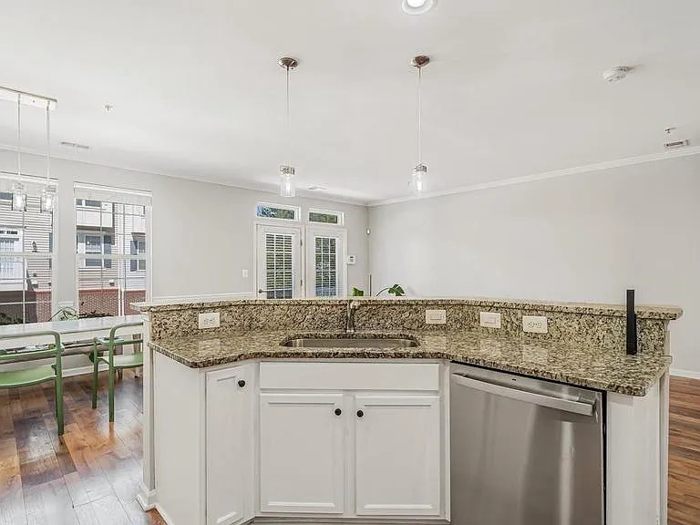 4888 Dane Ridge Cir — Photo 7