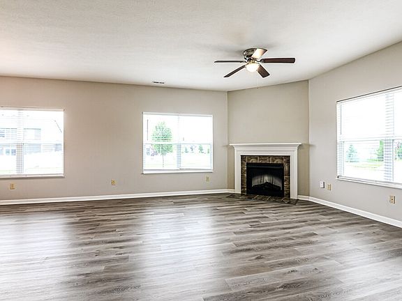 4th image of 18249 Rickety Dr