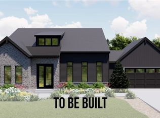 20 Hamlet Ct, Bratenahl, OH 44108