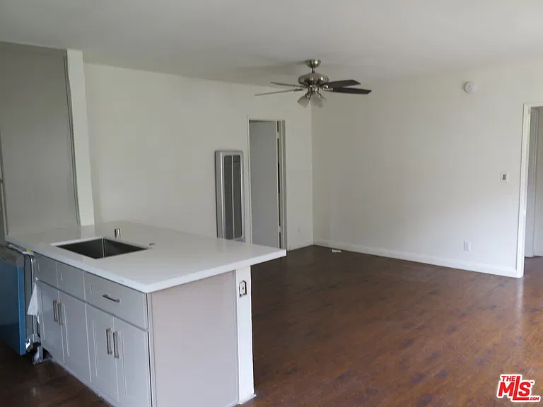 12492 Gilmore Ave #4 — Photo 8
