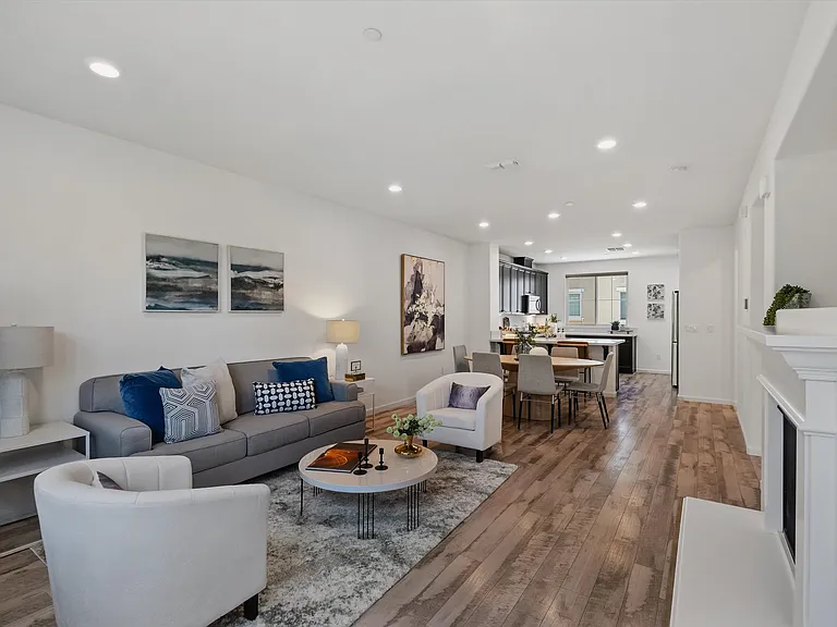 17981 Cantabria Ln — Photo 14