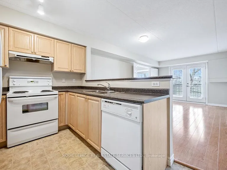 1490 Bishops Gate #303 — Photo 6