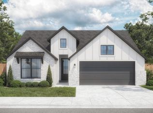 4653 Commack Dr, Fort Worth, TX 76135