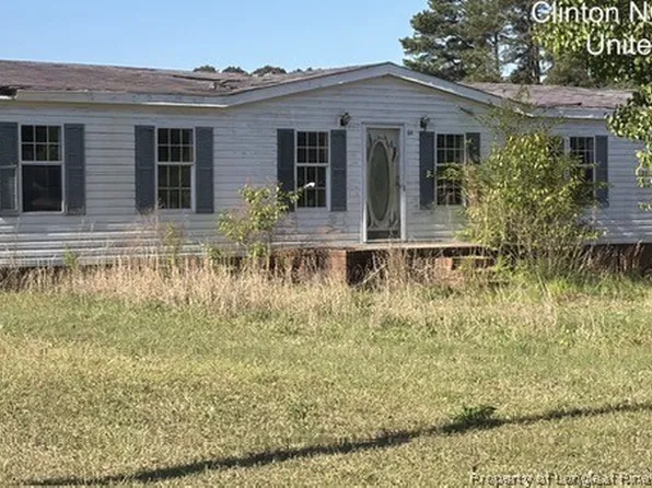 64 Serenity Lake Dr, Clinton, NC 28328