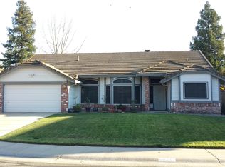 8856 Houndstooth Ct, Elk Grove, CA 95624