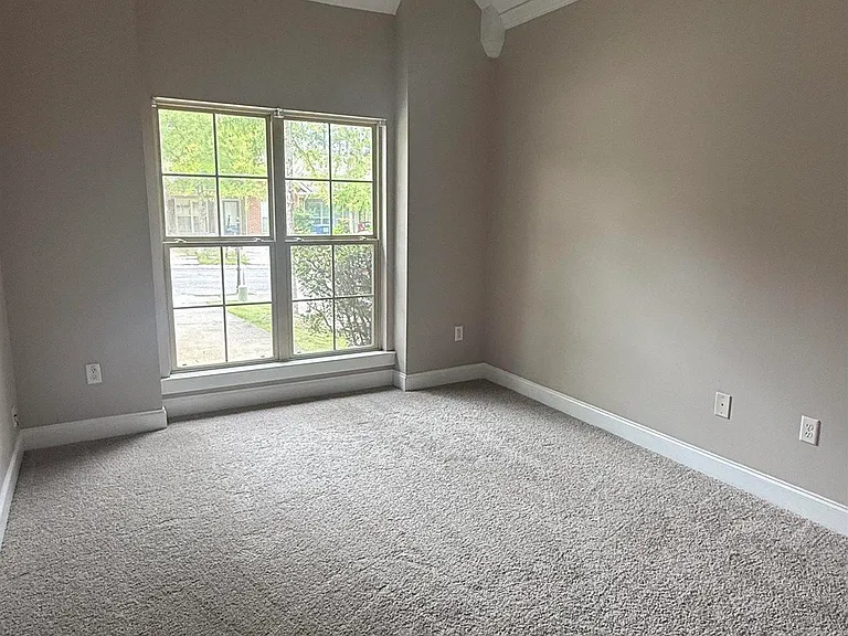 5744 Colony Ln — Photo 7