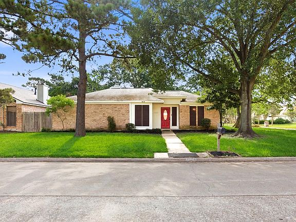 2nd image of 1902 Wingleaf Dr