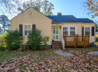 1905 Wilson St, New Bern, NC 28560