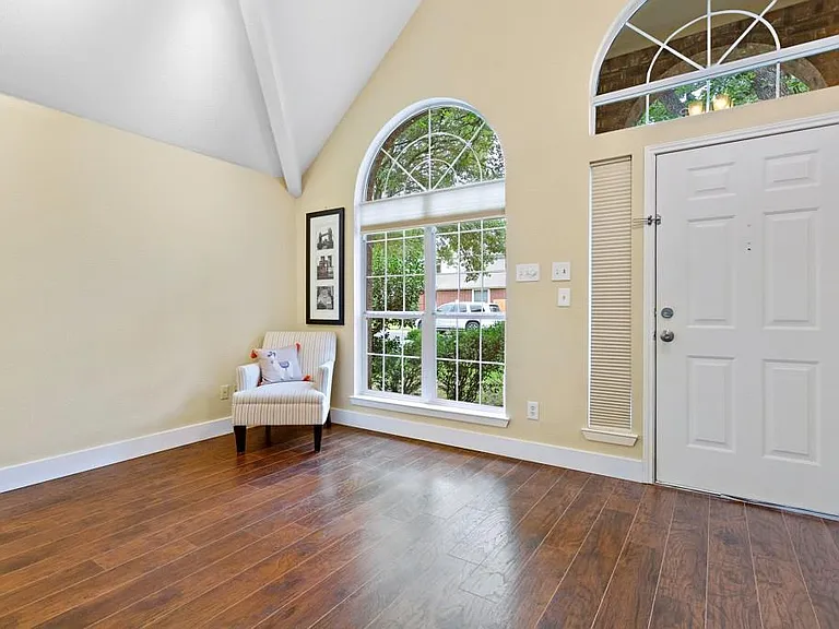 8203 Miller Falls Dr — Photo 6