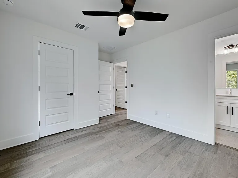 2308 Maxwell Ln #2 — Photo 12