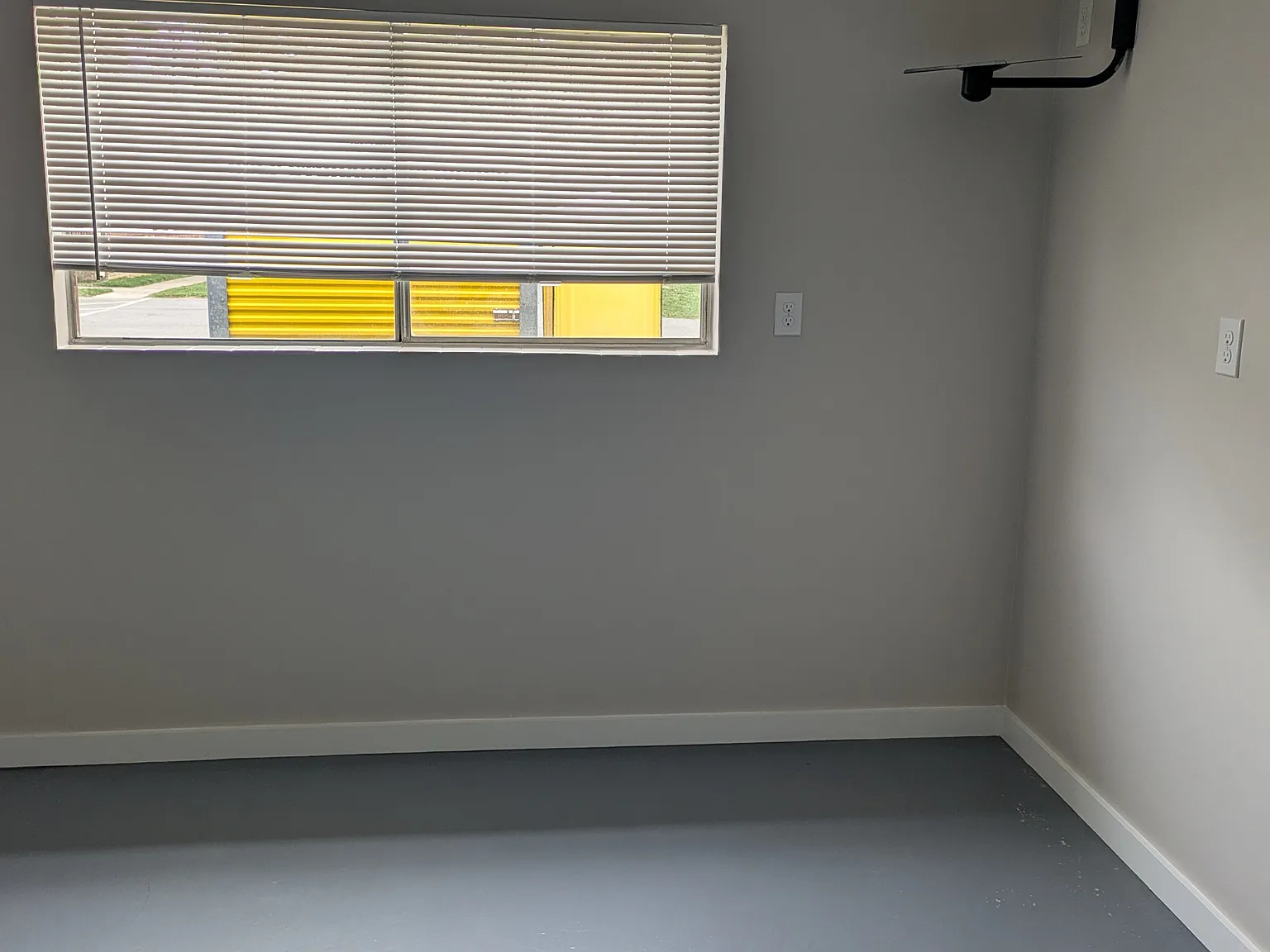 1 bed, 700 sqft, $1,200 — Photo 4
