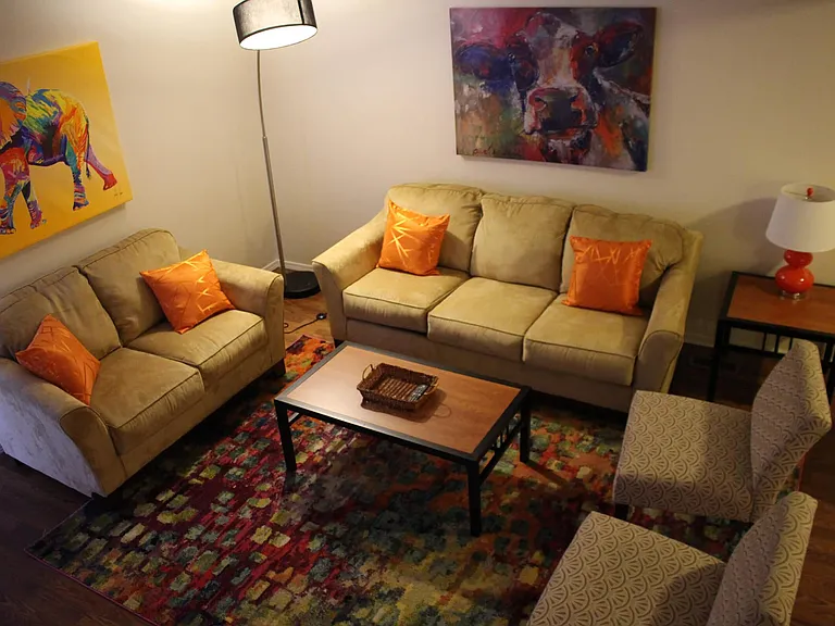 Townhouses On Tenth — Photo 7