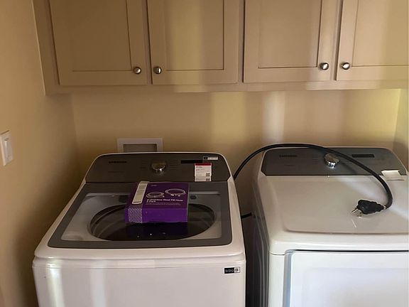 4th image of 530 E Ebony St #1