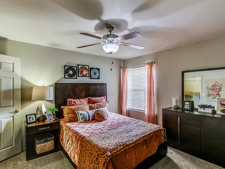 Villas at Canyon Ranch — Photo 13