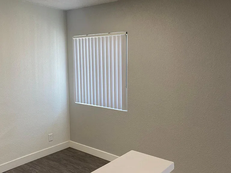 404 W Guinida Ln #2 — Photo 7