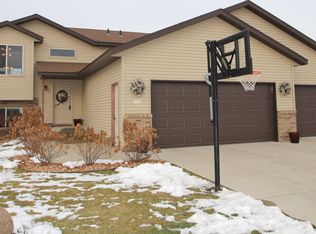 3171 Olympus Dr NE, Sauk Rapids, MN 56379