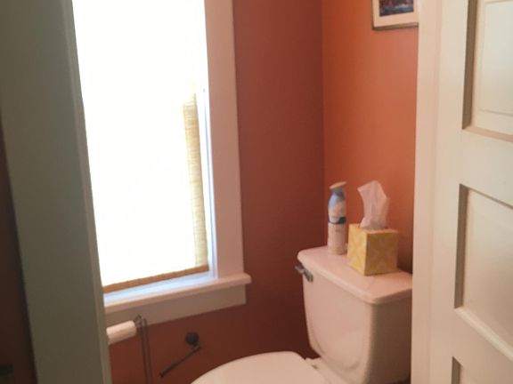 2nd image of 2858 Minto Ave