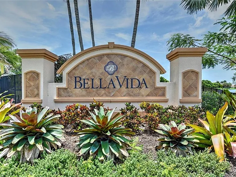 3575 Malagrotta Cir — Photo 40