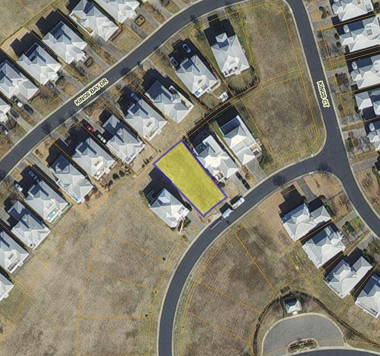 2nd image of 13 E Bay Dr #13