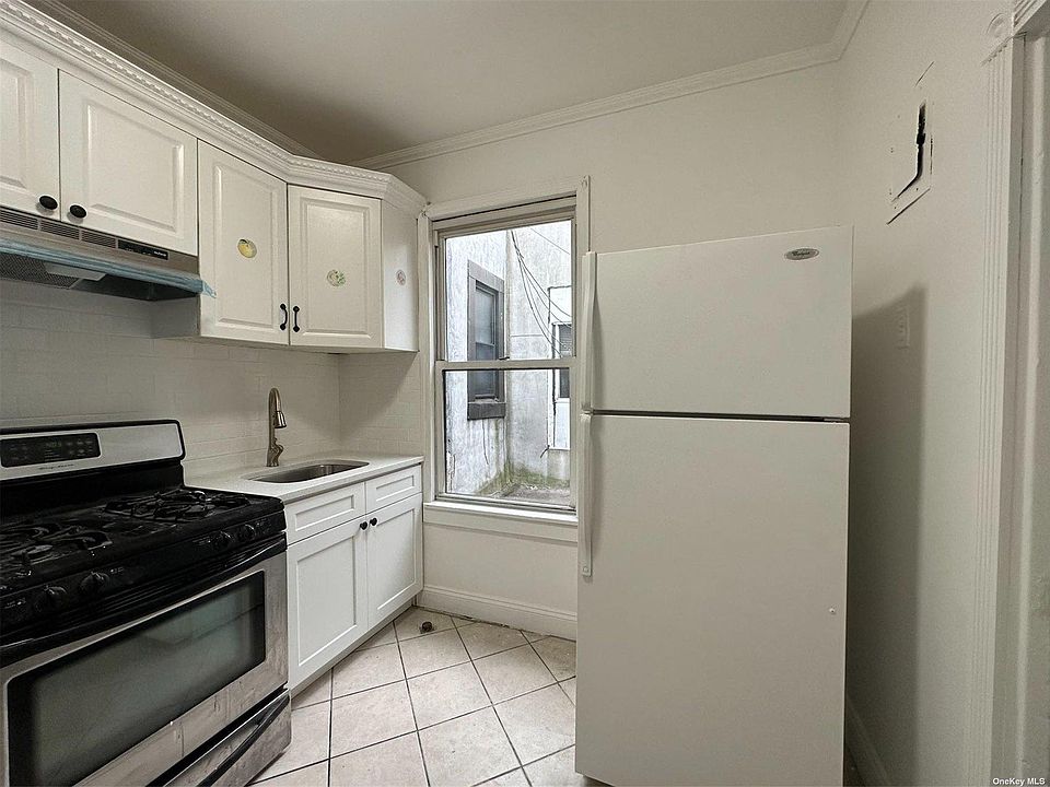 1st image of 19917 32nd Ave #2